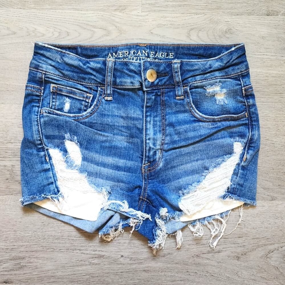 American Eagle Outfitters Women's Hi-Rise Shortie Cut Off Denim Shorts Size 4